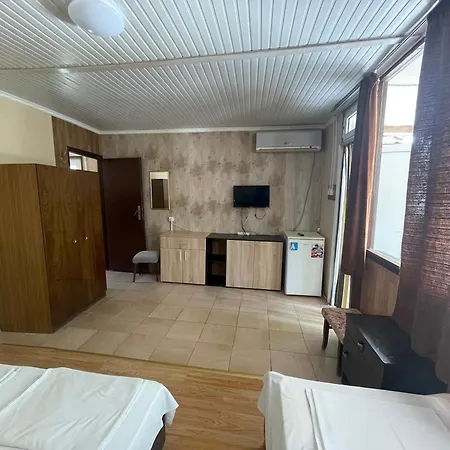 Silitur אקהטופול